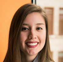 Victoria Lawson en portrait, directrice financière au sein d'une entreprise de trading financier